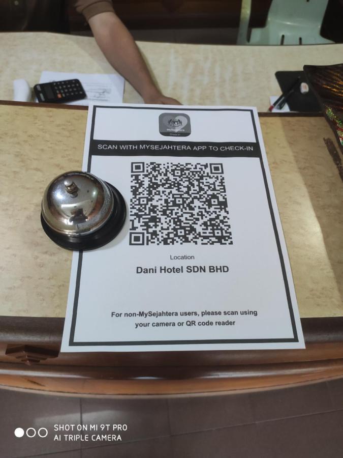Dani Hotel SDN BHD Kota Bharu Esterno foto